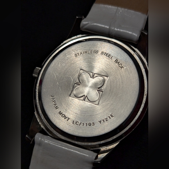 Liz Claiborne Ladies Watch white Leather Band White Face NEW diamond Bessel - Picture 6 of 9